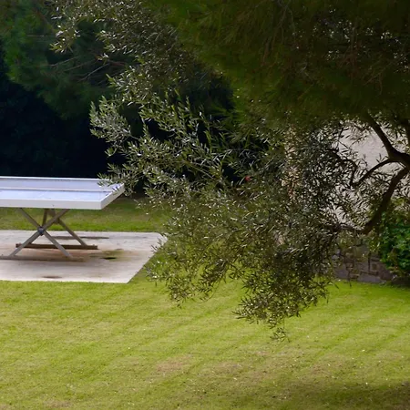 En S'agaró Con Piscina, Terraza Y Se Admiten Mascotas, Cerca Del Mar - Es-298-15