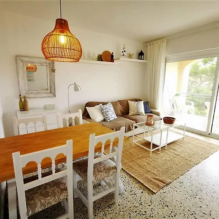 En S'agaró Con Piscina, Terraza Y Se Admiten Mascotas, Cerca Del Mar - Es-298-15 *