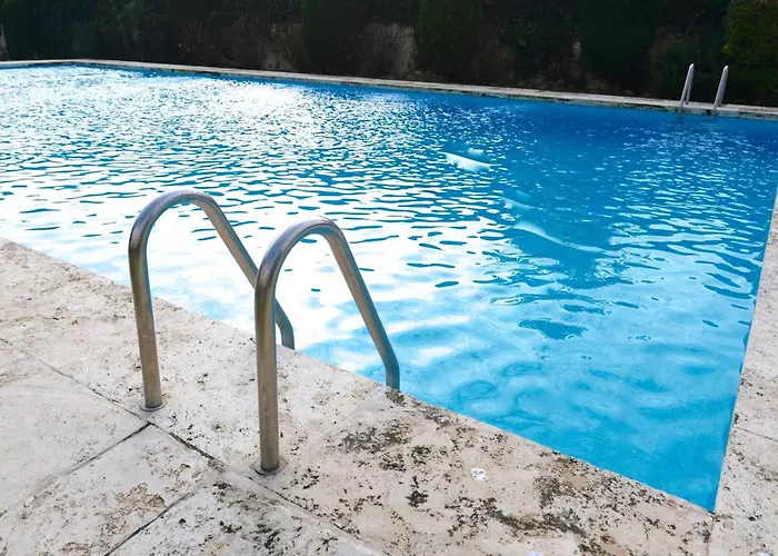 En S'agaró Con Piscina, Terraza Y Se Admiten Mascotas, Cerca Del Mar - Es-298-15 *